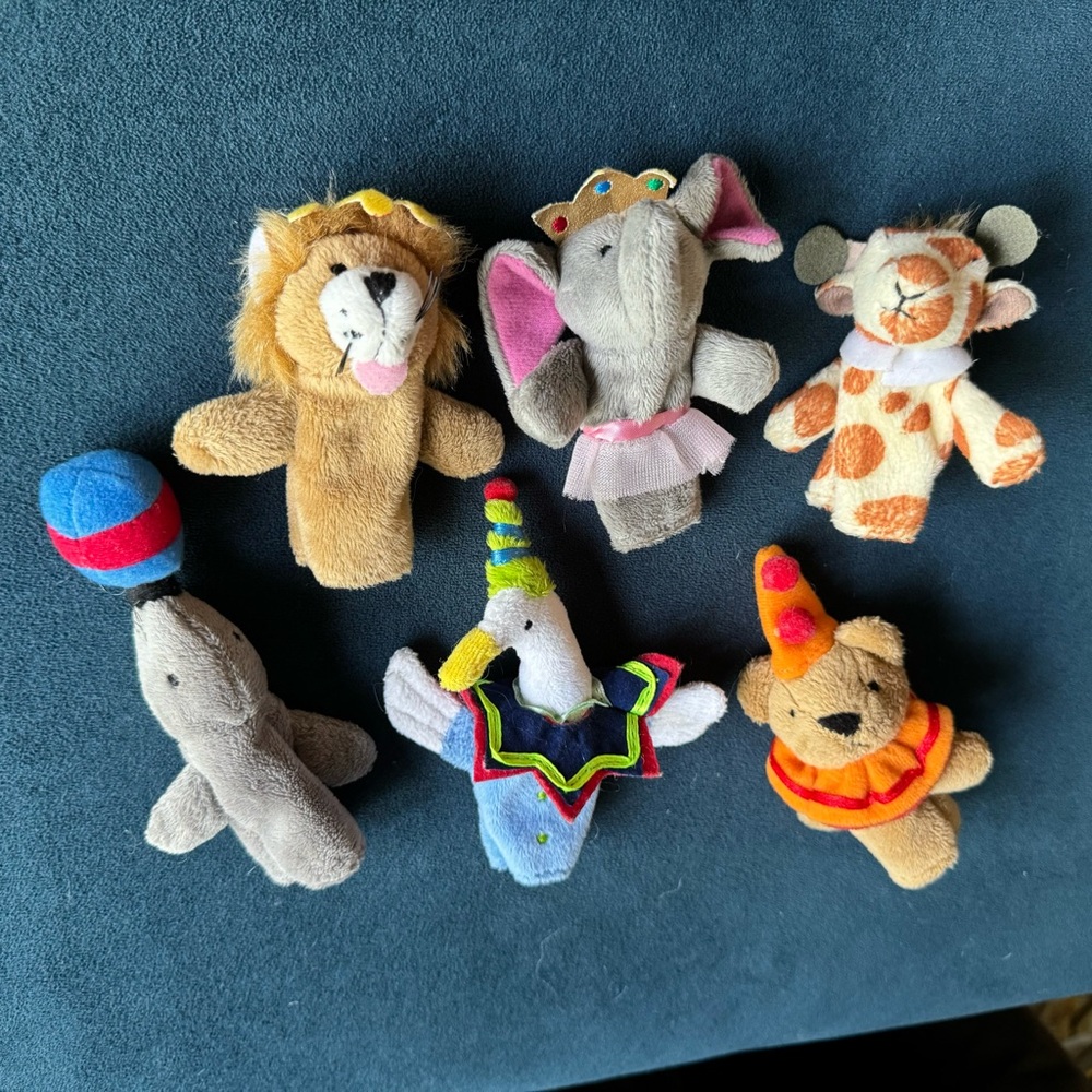 Circus Finger Puppets - Set of 6